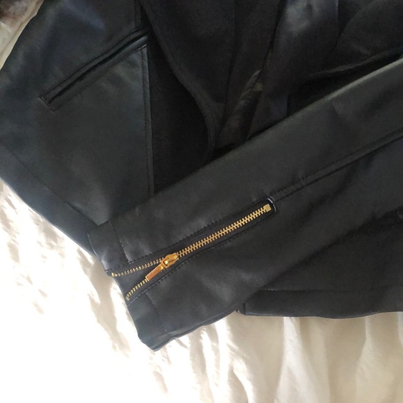 Bebe Jacket - Picture 3 of 4